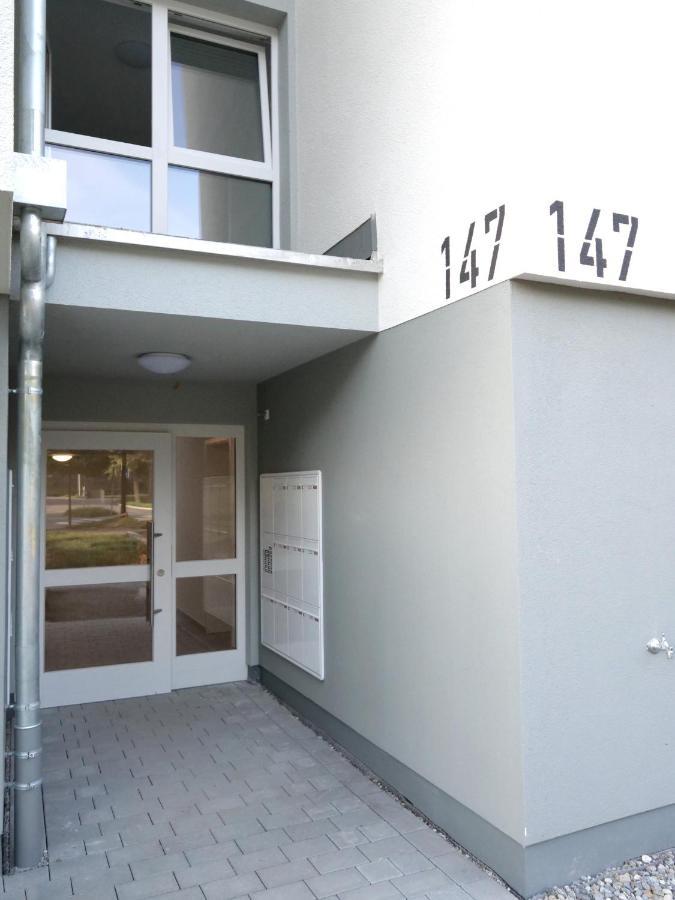 Inhome Studio Apartment - Kueche - Parken - Tv ชเวบิชฮัลล์ ภายนอก รูปภาพ