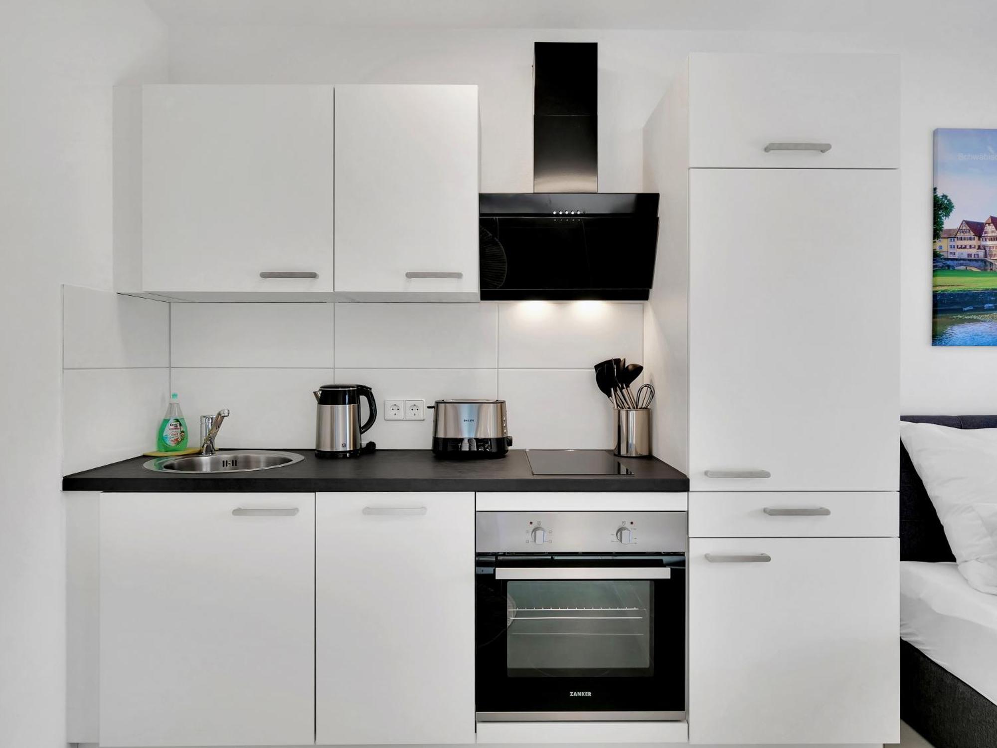 Inhome Studio Apartment - Kueche - Parken - Tv ชเวบิชฮัลล์ ภายนอก รูปภาพ